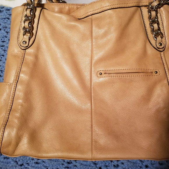 B. Makowsky genuine leather purse - Picture 7 of 10